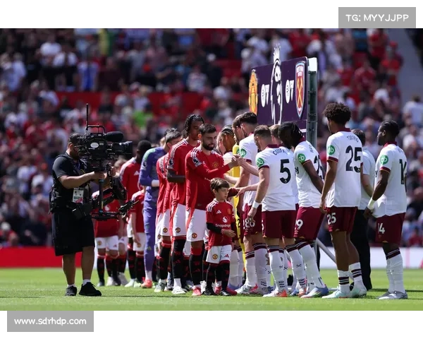 2025赛季英超联赛正式开赛 各队备战迎接新一轮激烈较量 2025赛季英超联赛正式开赛 各队备战迎接新一轮激烈较量