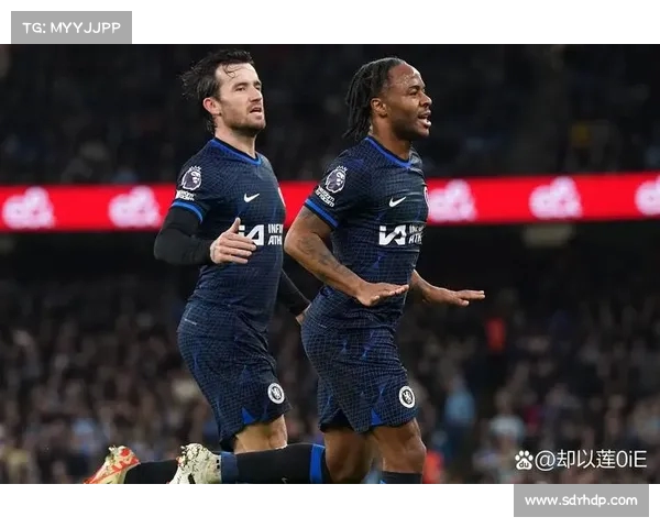 2025赛季英超联赛正式开赛 各队备战迎接新一轮激烈较量