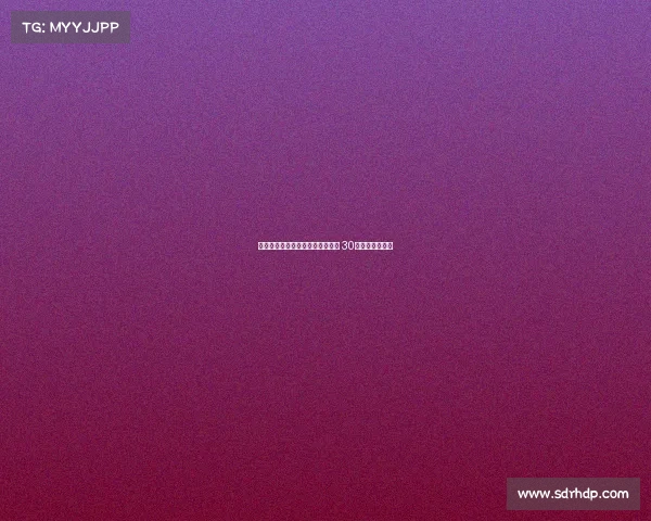 弗林蓬社媒展示利物浦新赛季球衣 30号继续闪耀未来 弗林蓬社媒展示利物浦新赛季球衣 30号继续闪耀未来